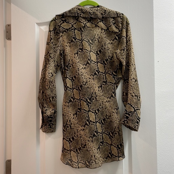 Zara snake skin blouse - Picture 3 of 3